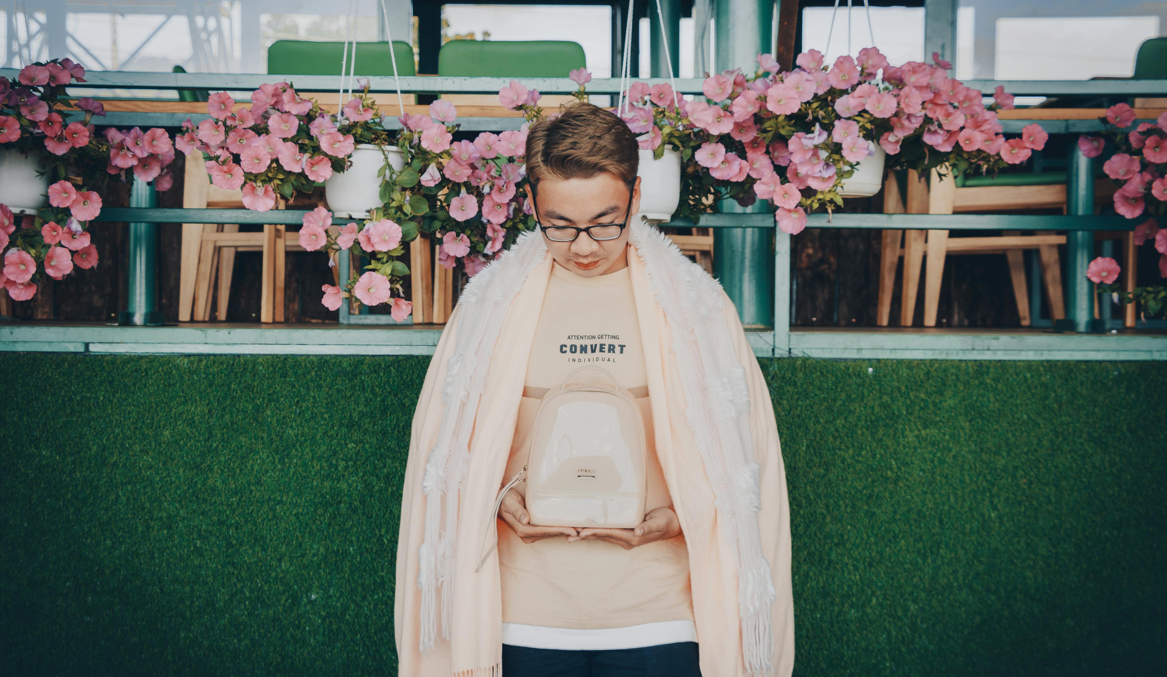 林依晨短發(fā)新照，展現(xiàn)清新轉(zhuǎn)變與多面魅力