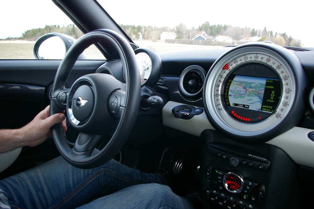 邁向駕駛之路，最新駕考資料下載指南