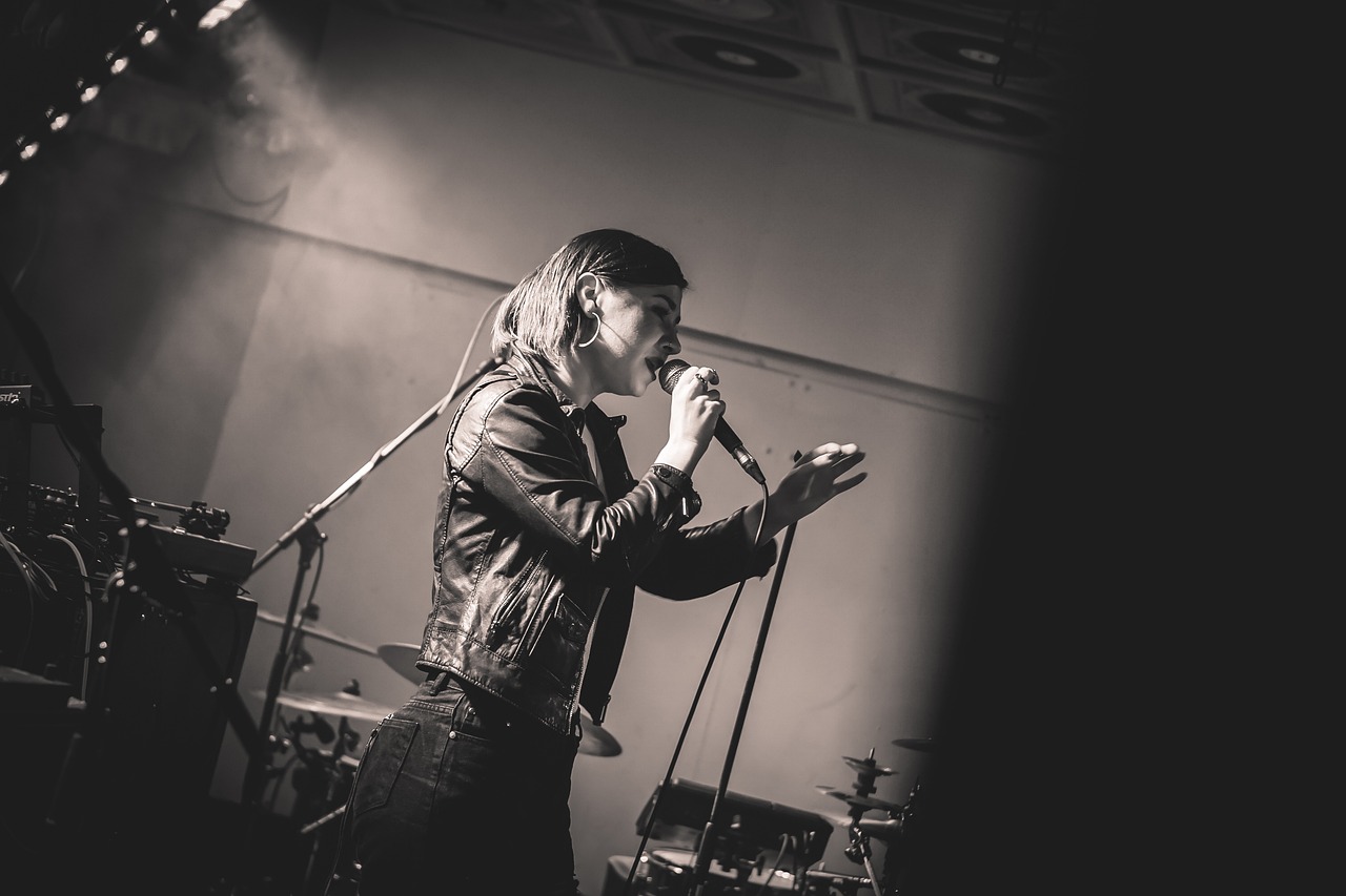 謝霆鋒最新歌曲，音樂風(fēng)潮掀起新篇章