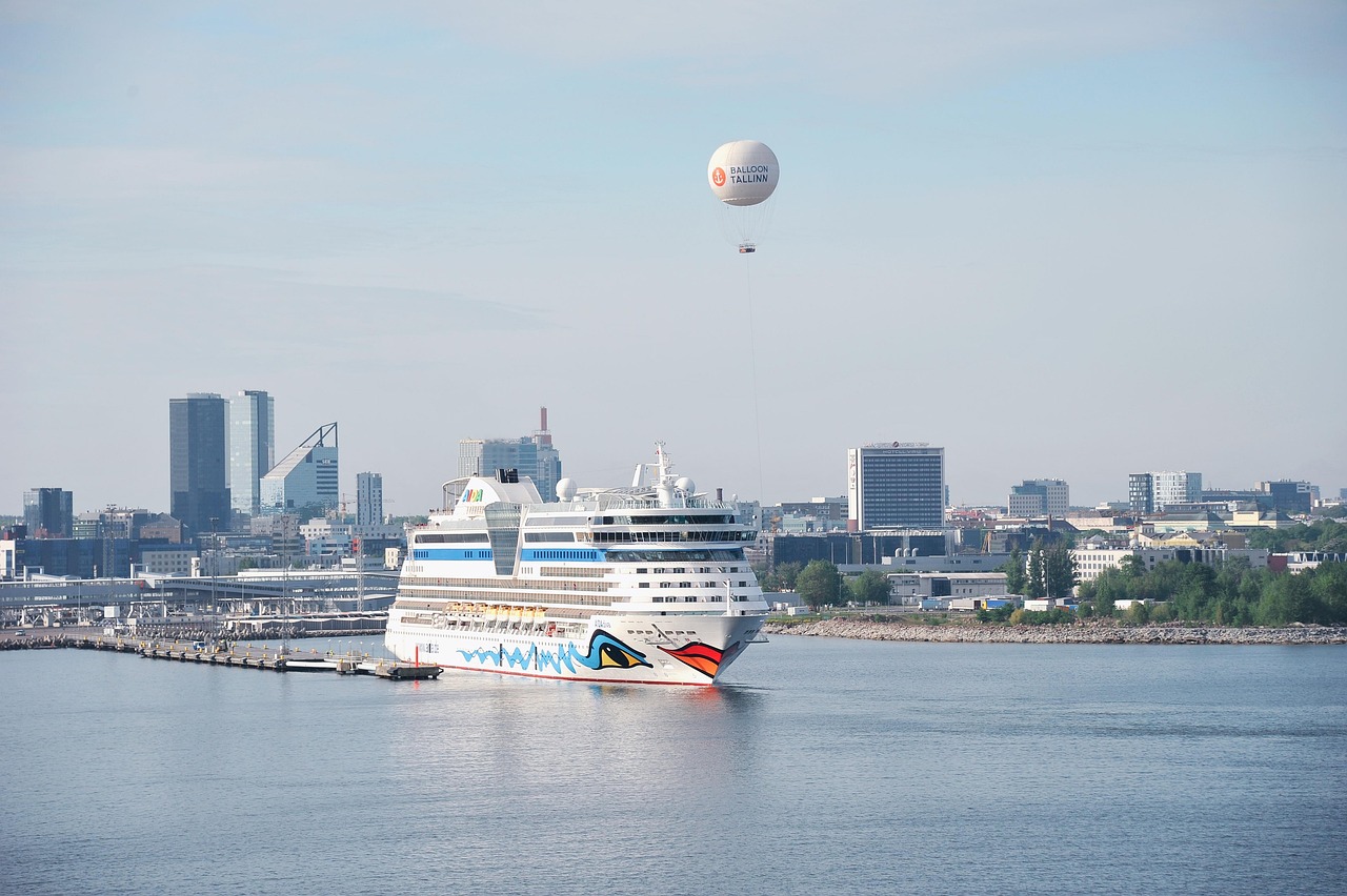 探索旅游產(chǎn)業(yè)的金融之路，旅游股票的投資機(jī)遇與挑戰(zhàn)