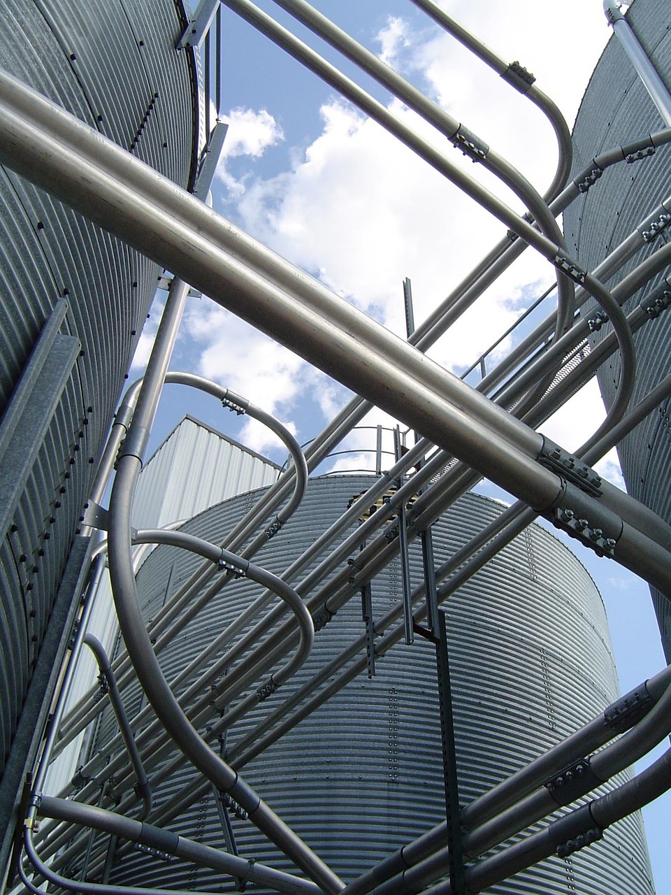 麻某鋼動(dòng)態(tài)，鋼鐵行業(yè)創(chuàng)新與發(fā)展概述