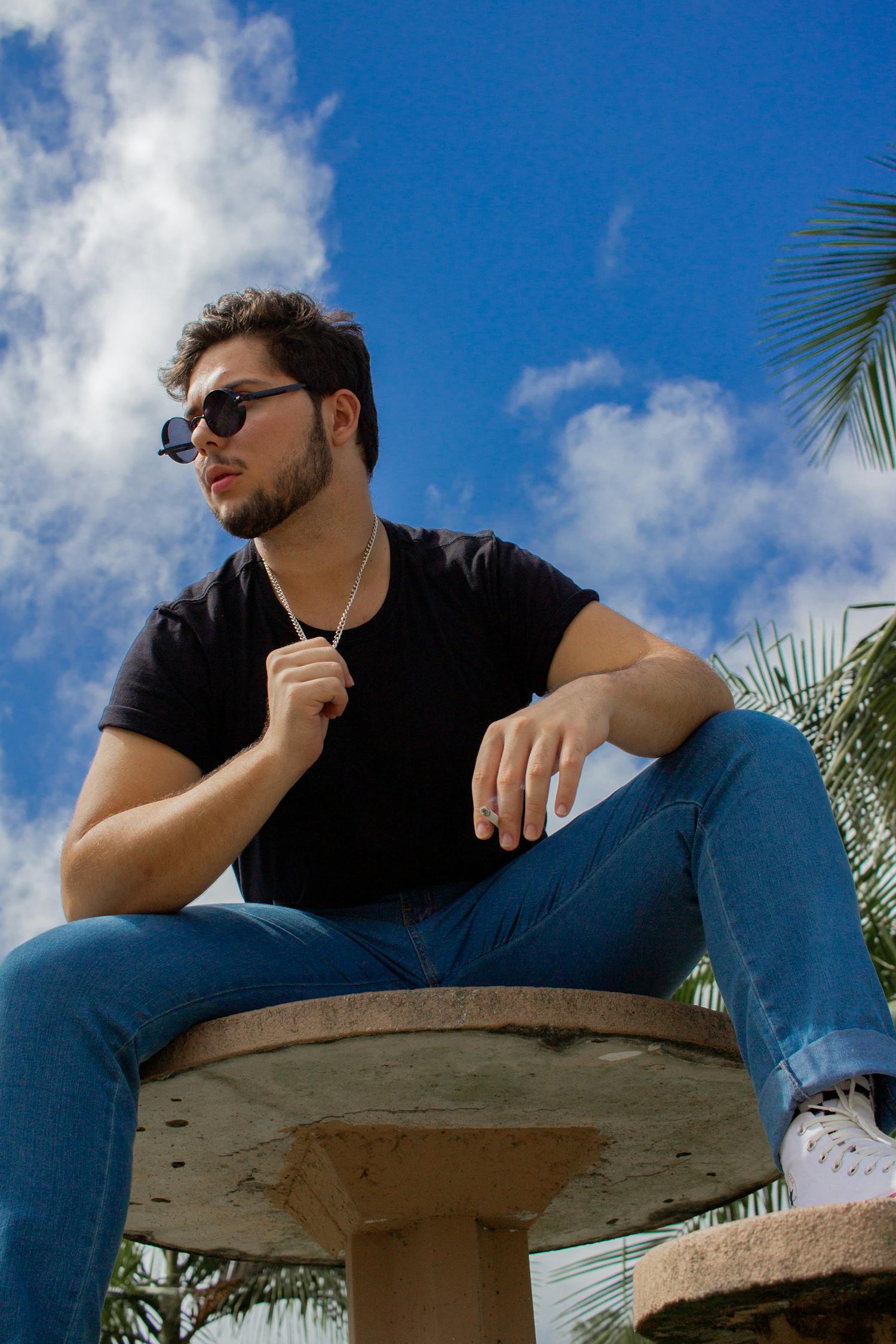 內(nèi)地50歲以上男演員，演技瑰寶與時(shí)代見證者的風(fēng)采