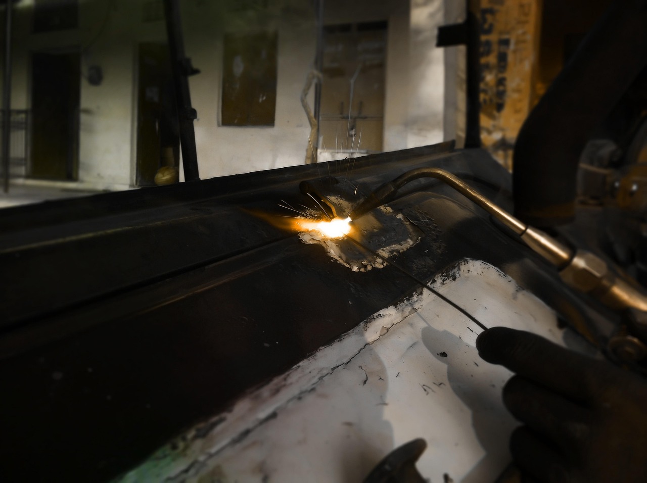 番禺焊工招聘信息匯總與行業(yè)動(dòng)態(tài)探討