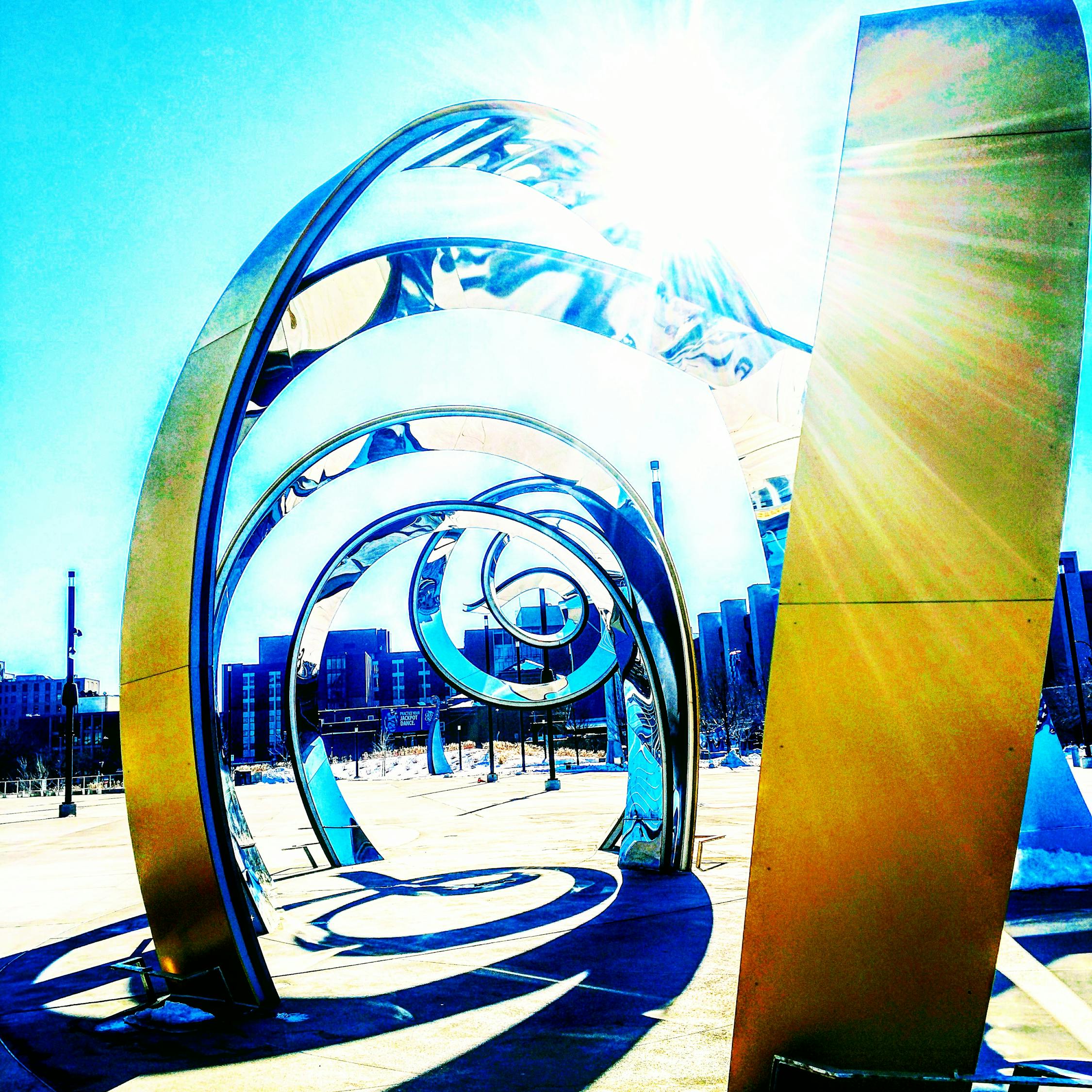 量子電影，引領(lǐng)電影藝術(shù)進(jìn)入新時(shí)代的科技前沿探索