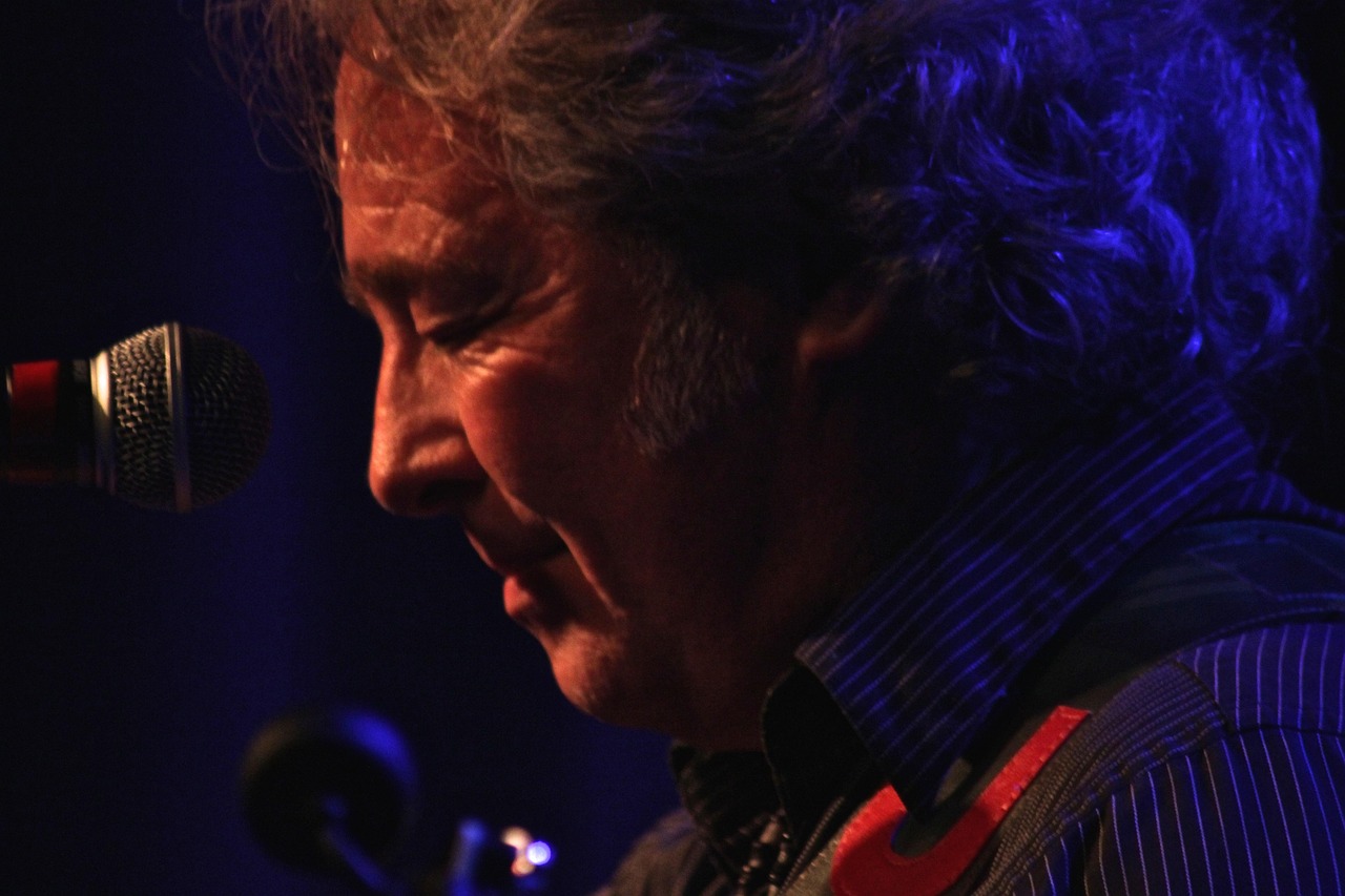 裴格季子銘,音樂與藝術(shù)的融合之旅最新動態(tài)