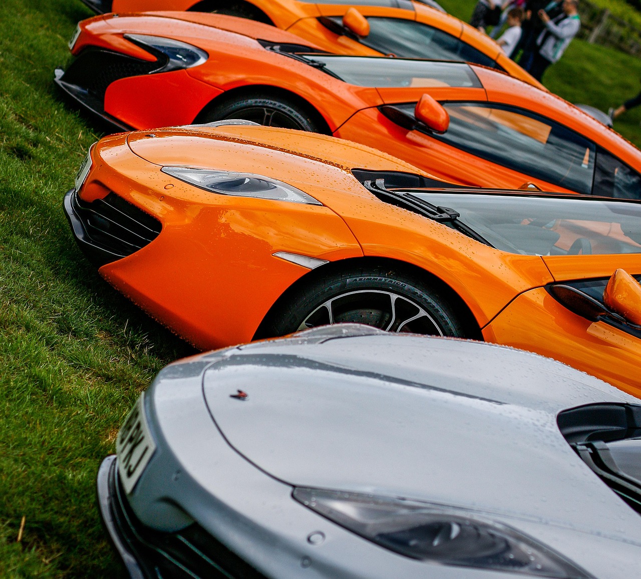 新上市跑車，速度與激情的極致融合