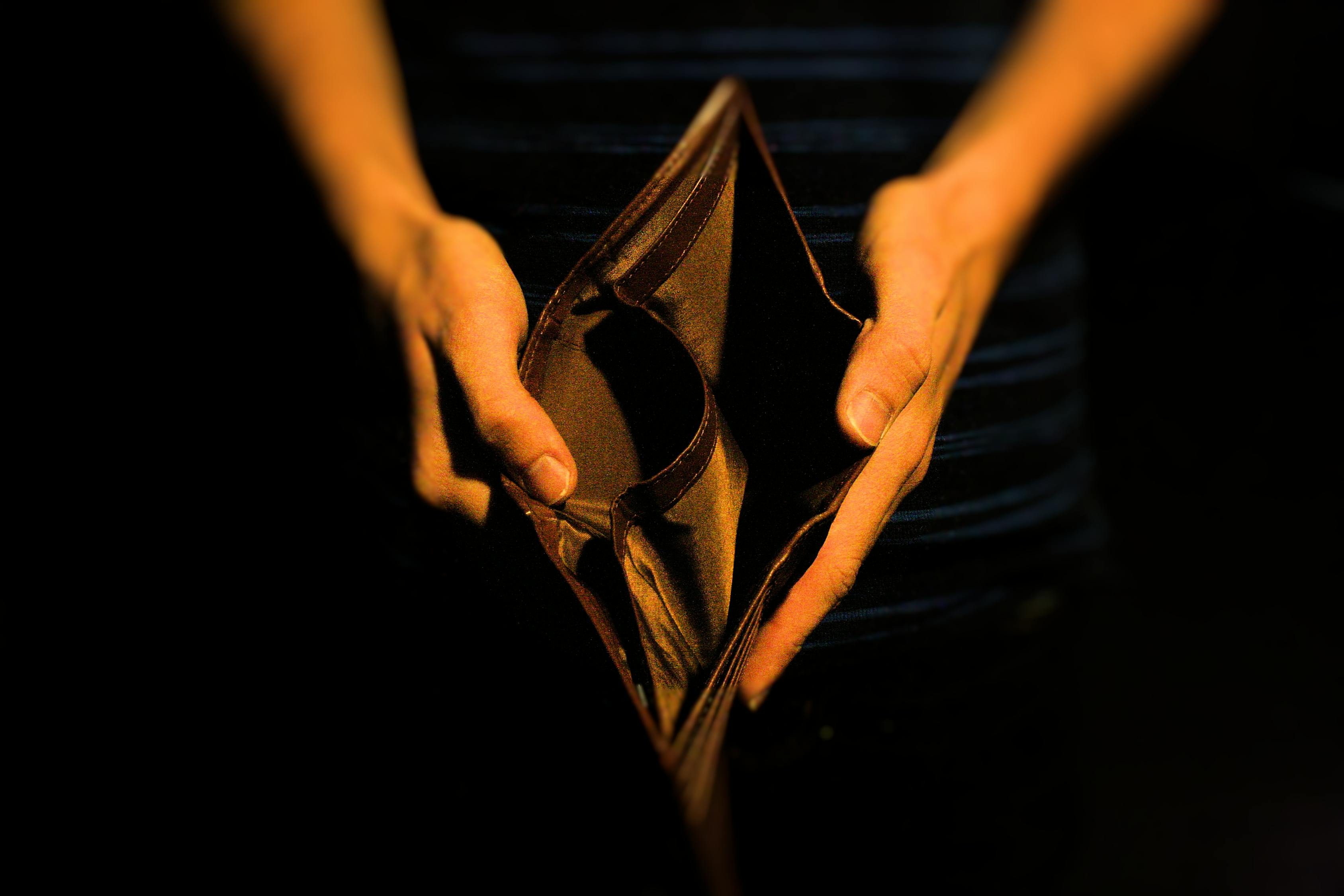 社會現(xiàn)象下的深度思考,最新美女踩踏事件報道及其影響