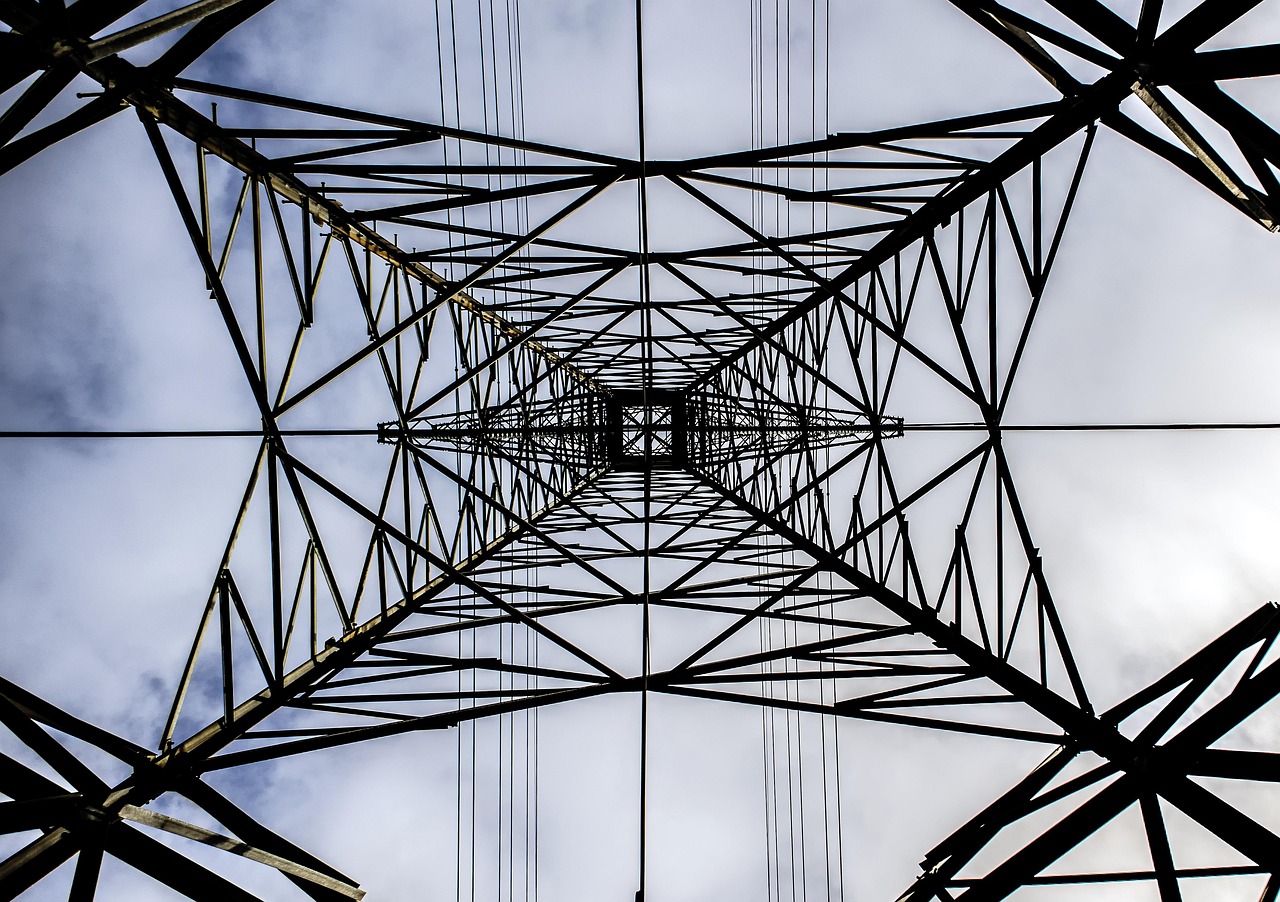 科技力量重塑巖石處理行業(yè)，最新巖石劈裂機演示視頻揭秘高效工藝