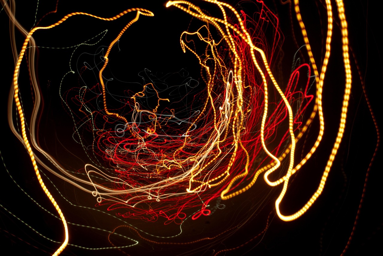 圣元國(guó)際全球化背景下的行情雪球效應(yīng)深度解析