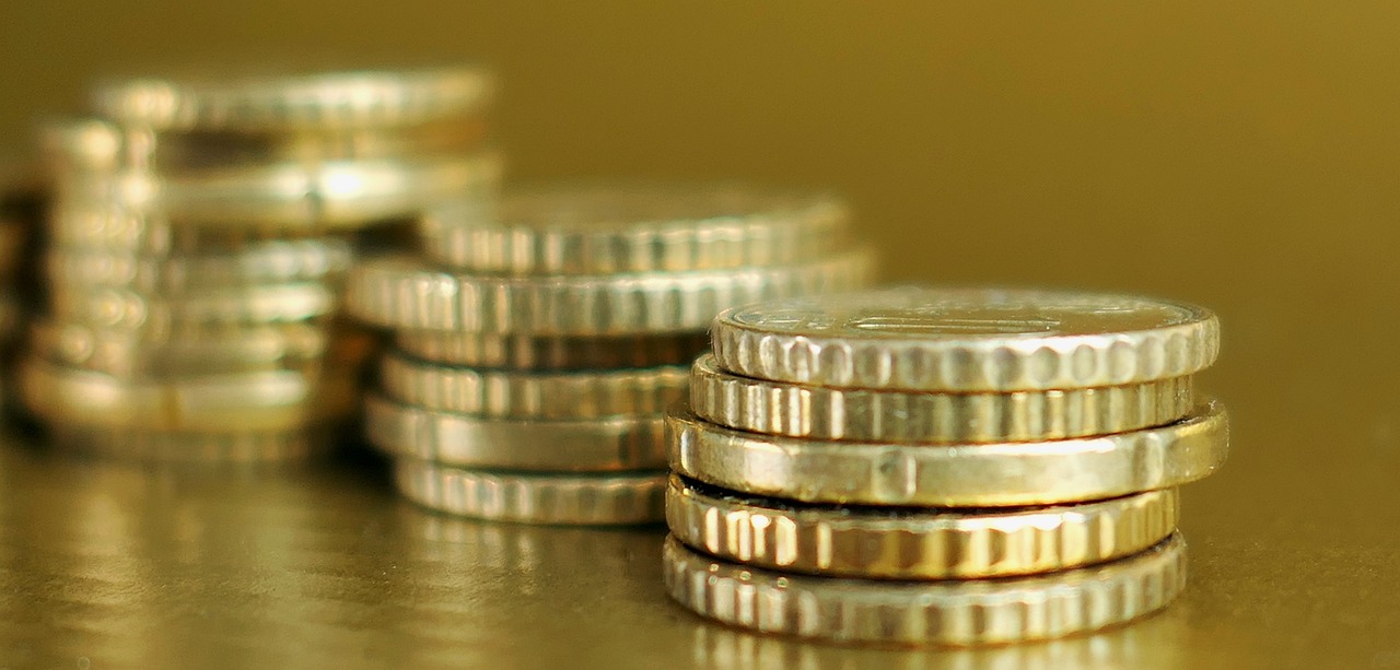 力普拉斯電瓶價格探討,影響因素及市場分析