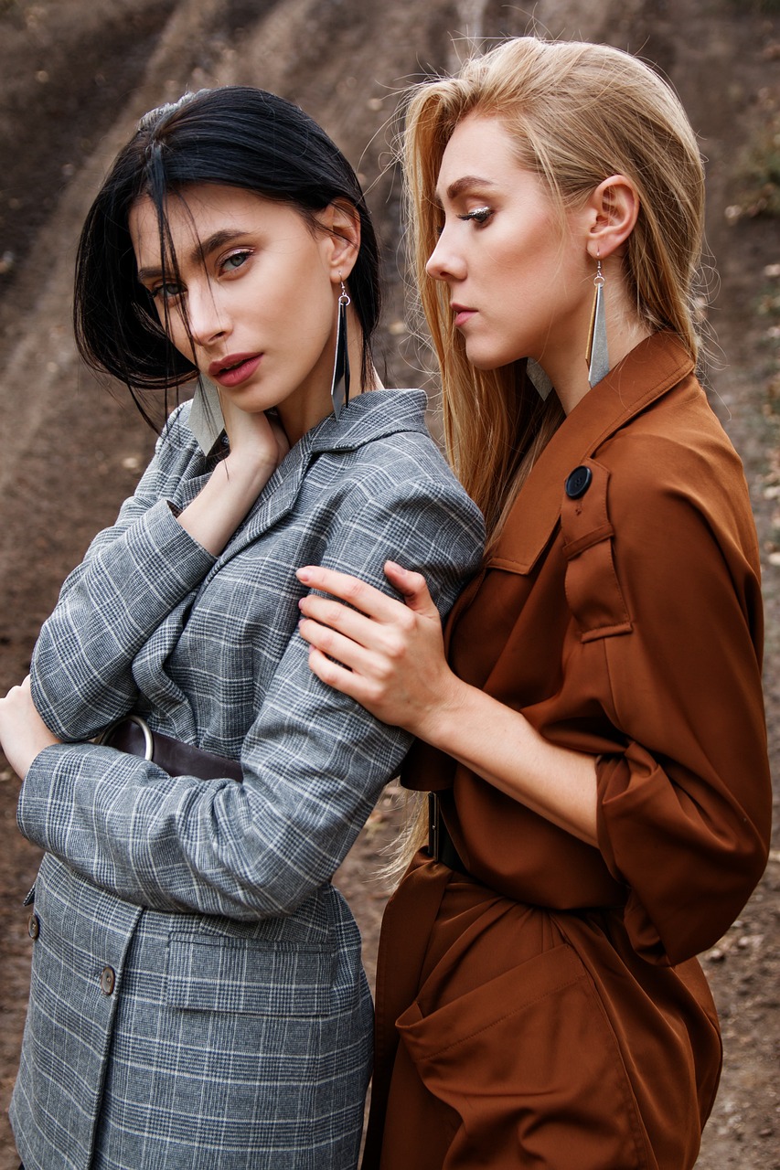 探索時(shí)尚前沿，2017秋季新品時(shí)裝系列亮相