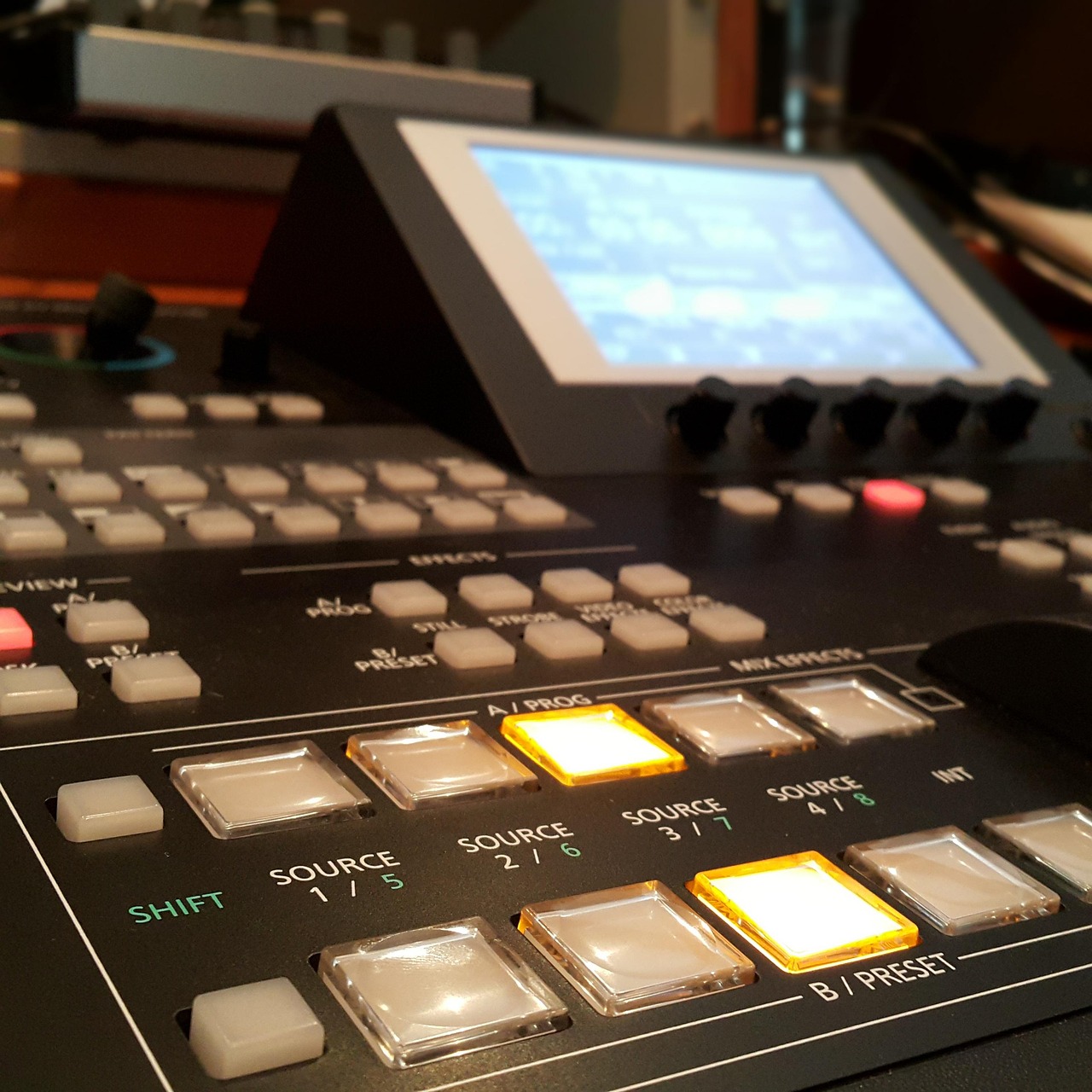 國產(chǎn)精品最新視頻在線探索與賞析,最新探索與賞析視頻發(fā)布