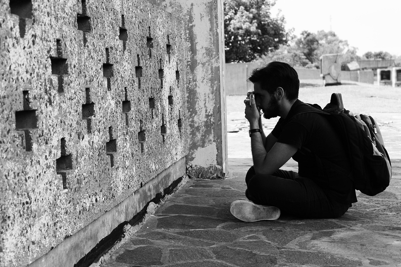 臨時演員,演繹生活的下載之旅