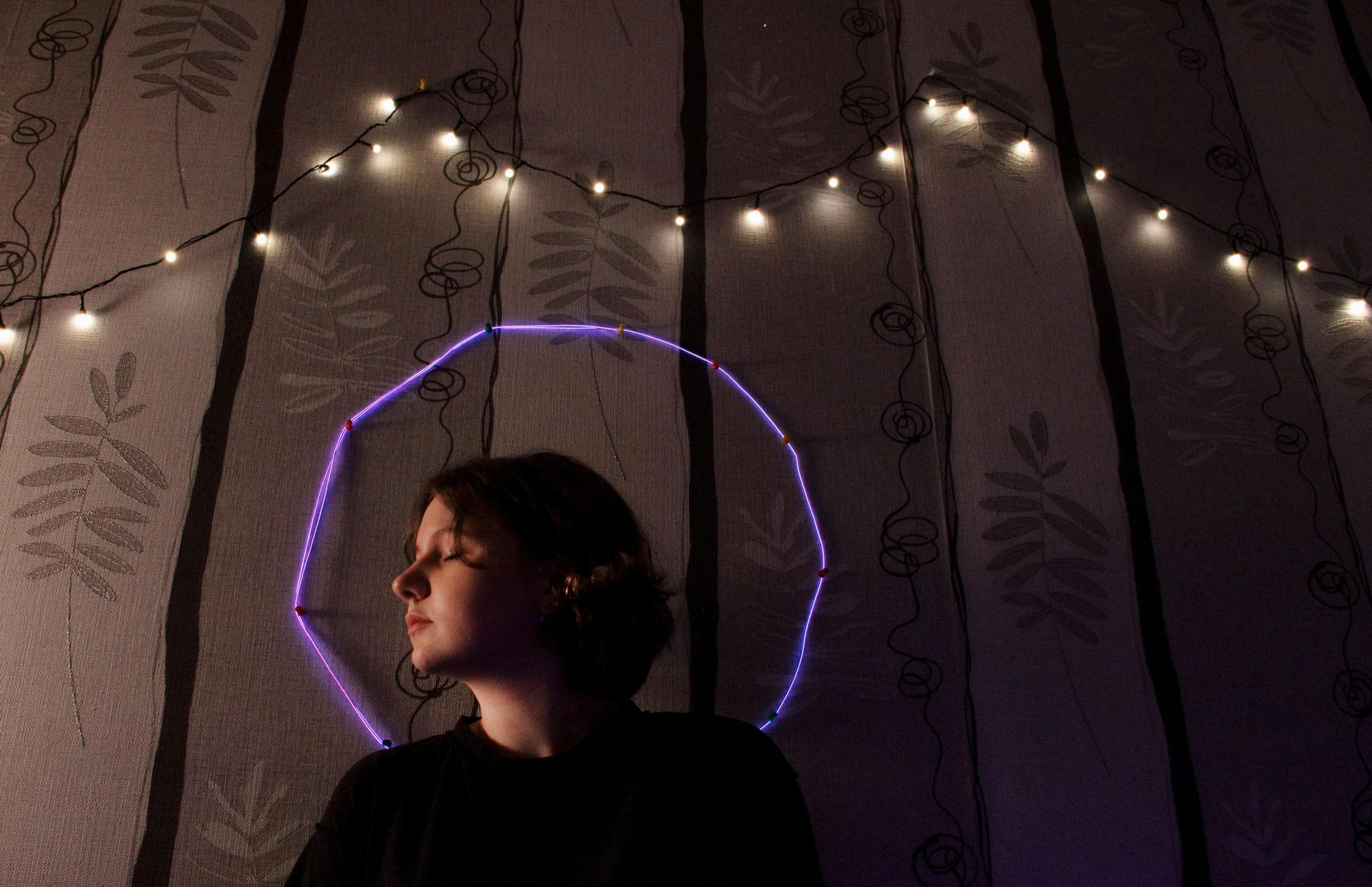 崔勝賢Ins最新動(dòng)態(tài)，音樂、時(shí)尚與生活多維展示亮相舞臺(tái)