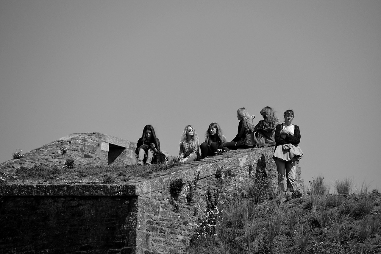 動(dòng)漫霸氣閨蜜頭像深度賞析與探索