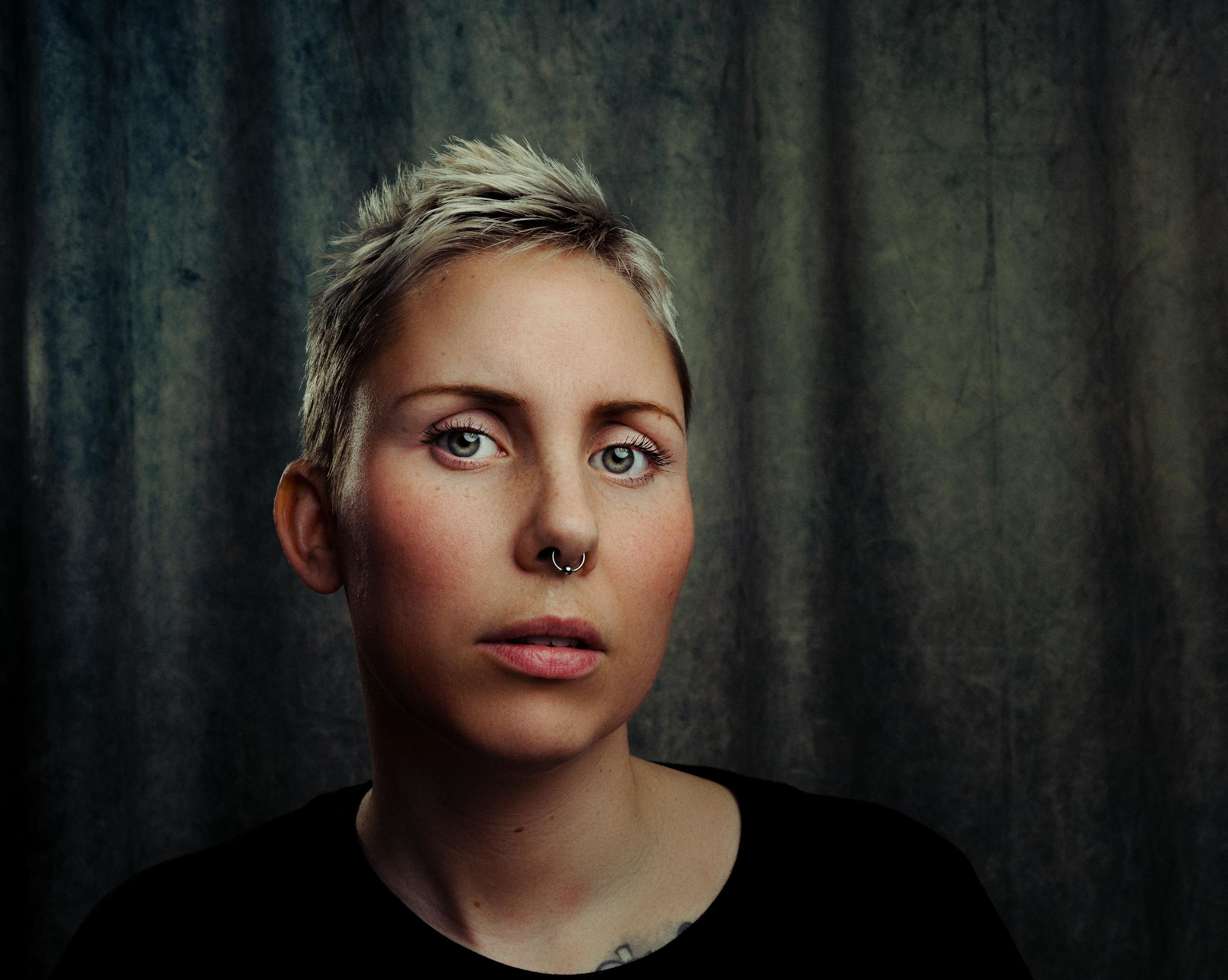 明星頭發(fā)的魅力與變遷，探索發(fā)型的時(shí)尚變遷之路