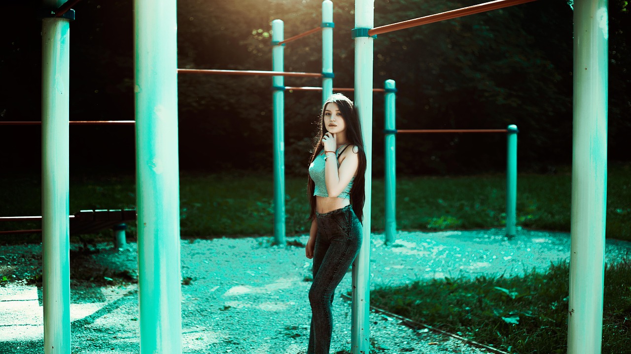 尖嘴猴腮演員，演技與形象獨特性的碰撞之旅