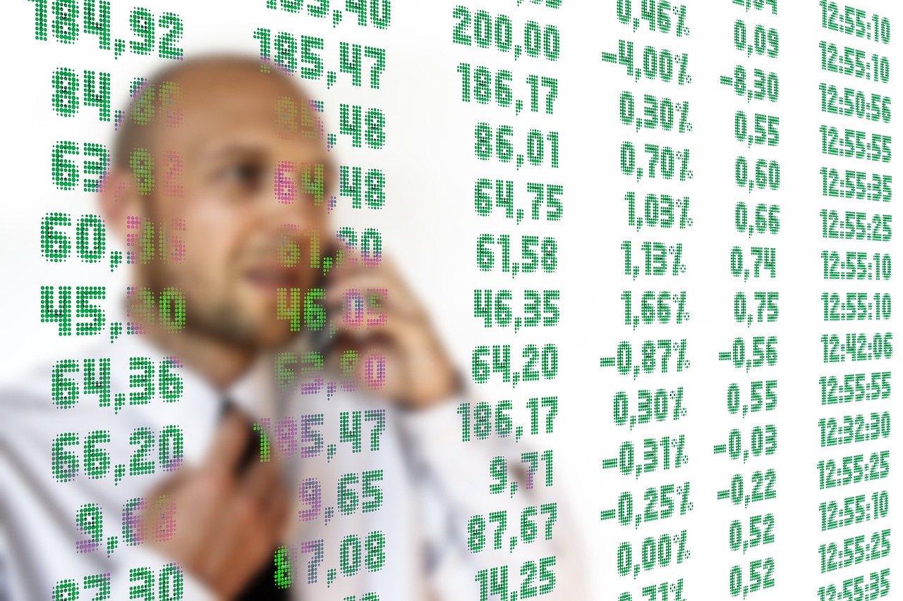 華發(fā)股份持續(xù)創(chuàng)新引領(lǐng)行業(yè)新風(fēng)向，最新動(dòng)態(tài)與發(fā)展動(dòng)態(tài)