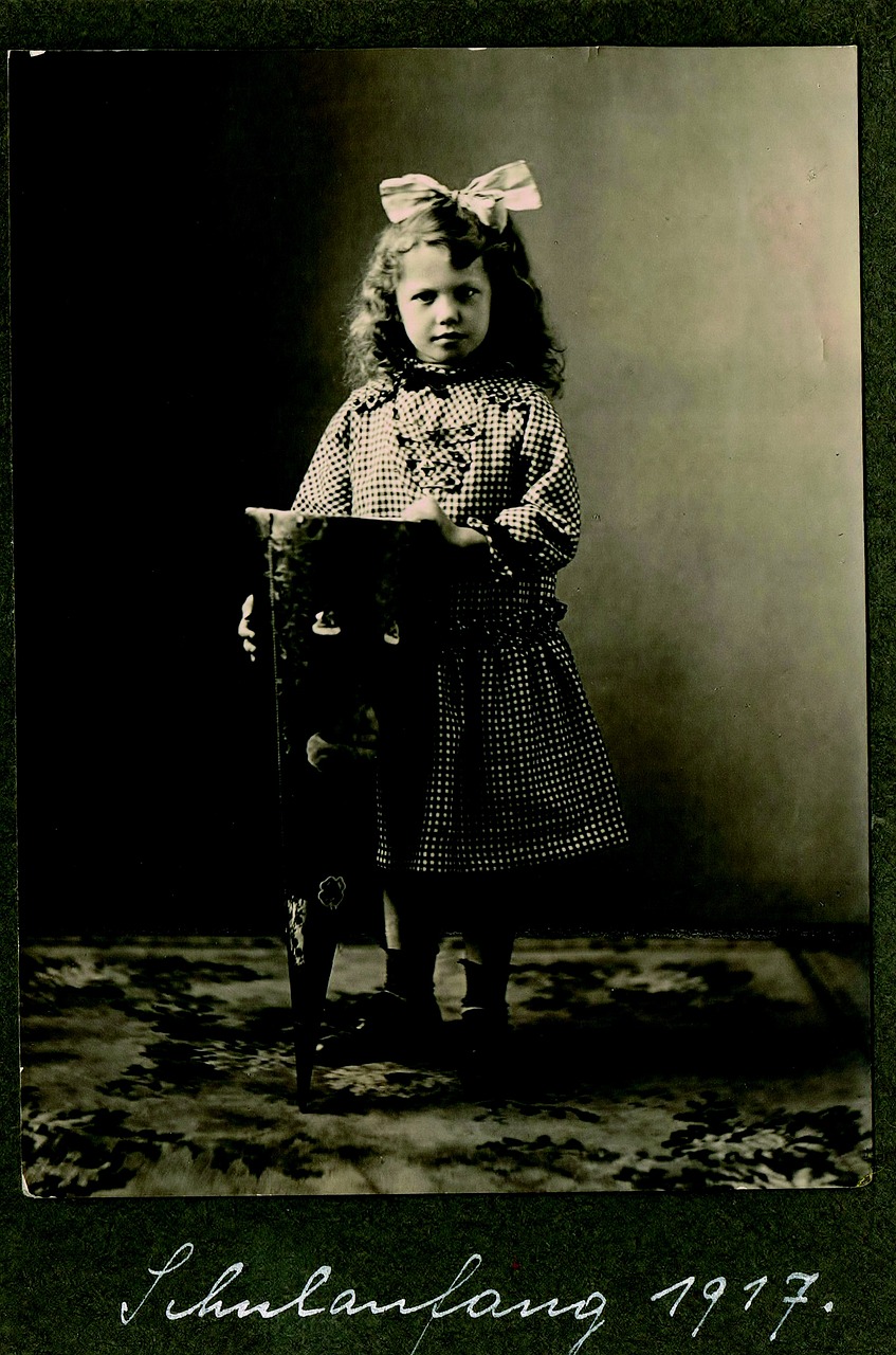 家庭與教育的影像表達(dá)，探究韓國(guó)電影中學(xué)生的媽媽角色