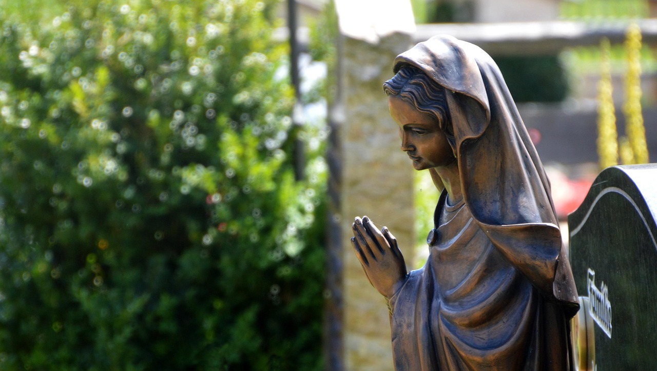 動漫圖片中的喪文化現(xiàn)象探究