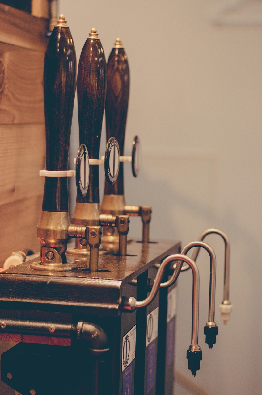 藍(lán)帶啤酒價格表揭秘，市場啤酒價格動態(tài)探究