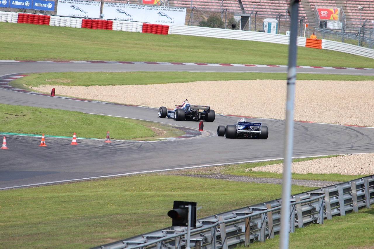 2017賽季F1車手最新動態(tài),賽場內(nèi)外的風(fēng)云變幻全解析