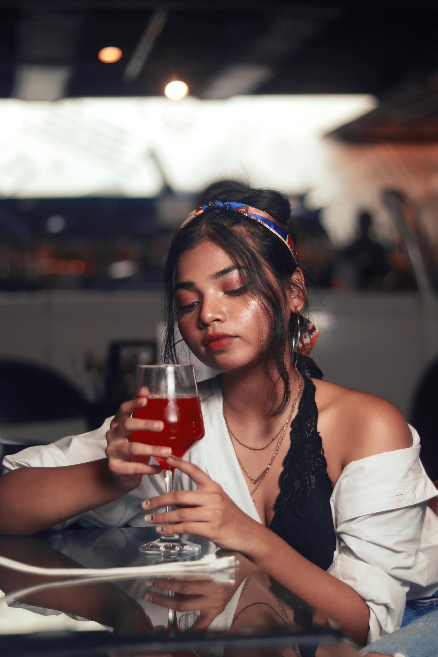 熒幕酒韻，愛喝酒的女明星的獨特魅力