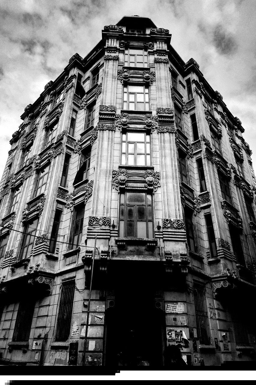 西湖動態(tài)更新，歷史與現(xiàn)代的和諧共生之旅