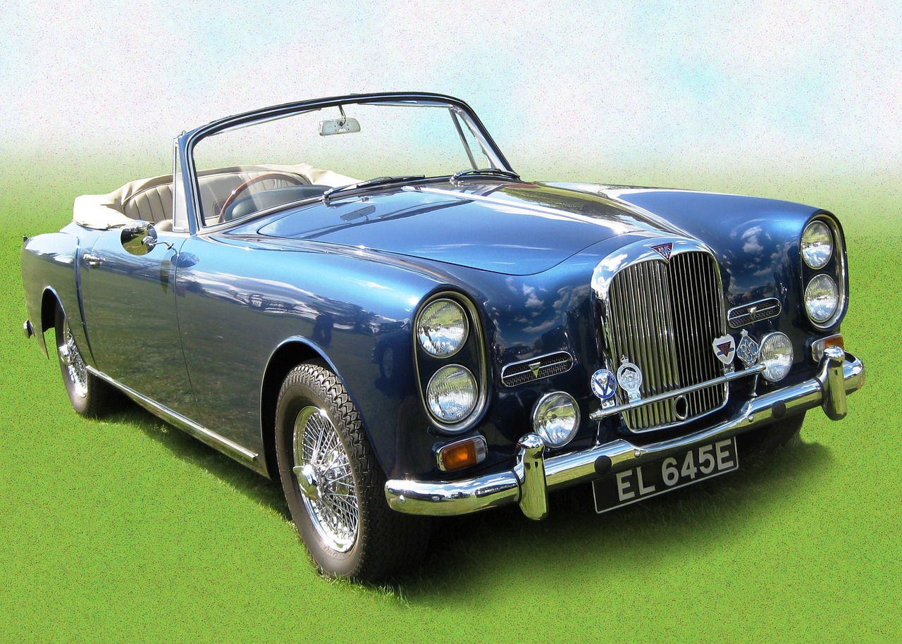 深度解析寶馬Z4敞篷跑車價(jià)格與市場(chǎng)競(jìng)爭(zhēng)態(tài)勢(shì)