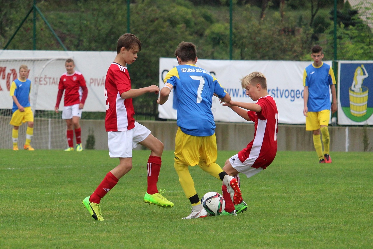 今晚中國足球比賽直播，期待與激情的碰撞時刻