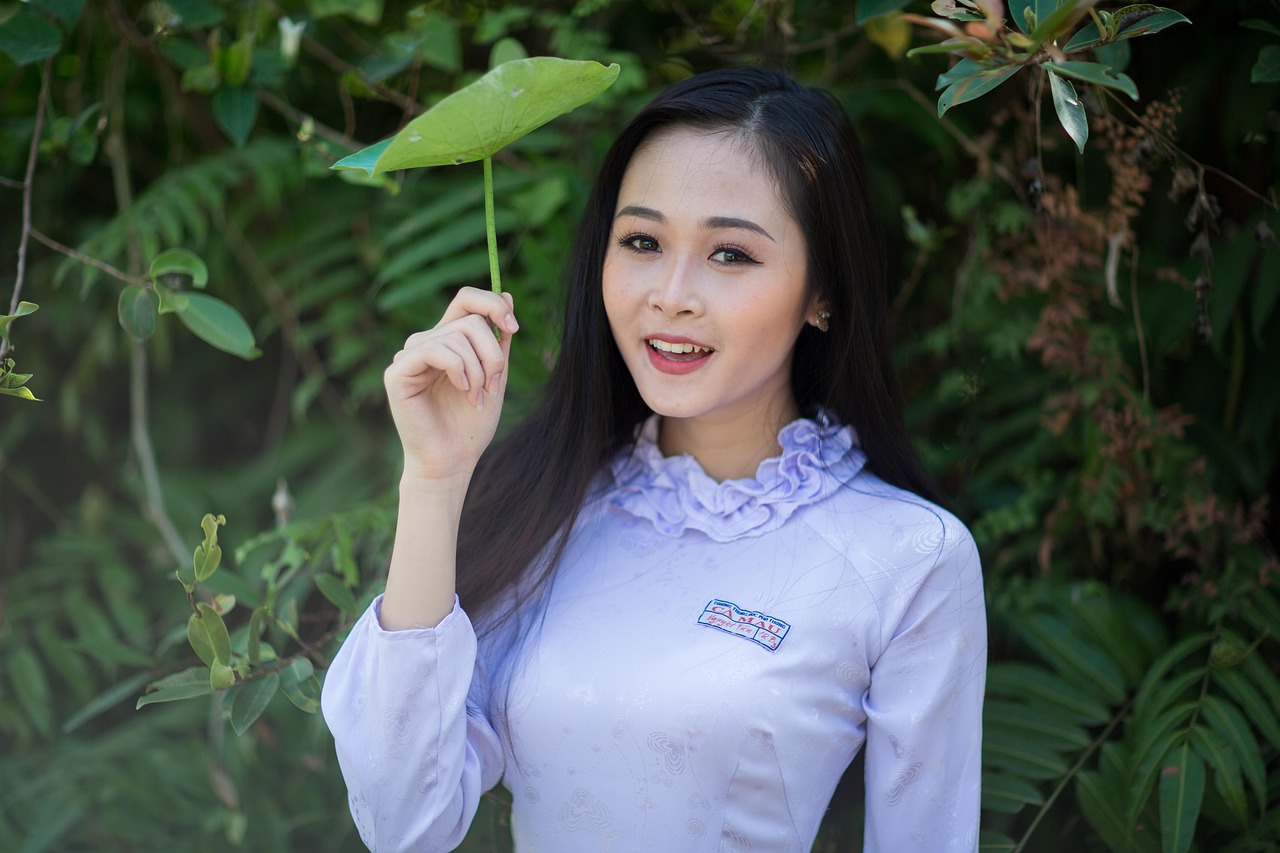 女醫(yī)明妃傳免費(fèi)觀看,歷史與現(xiàn)代的交融之美,古裝劇的魅力展現(xiàn)