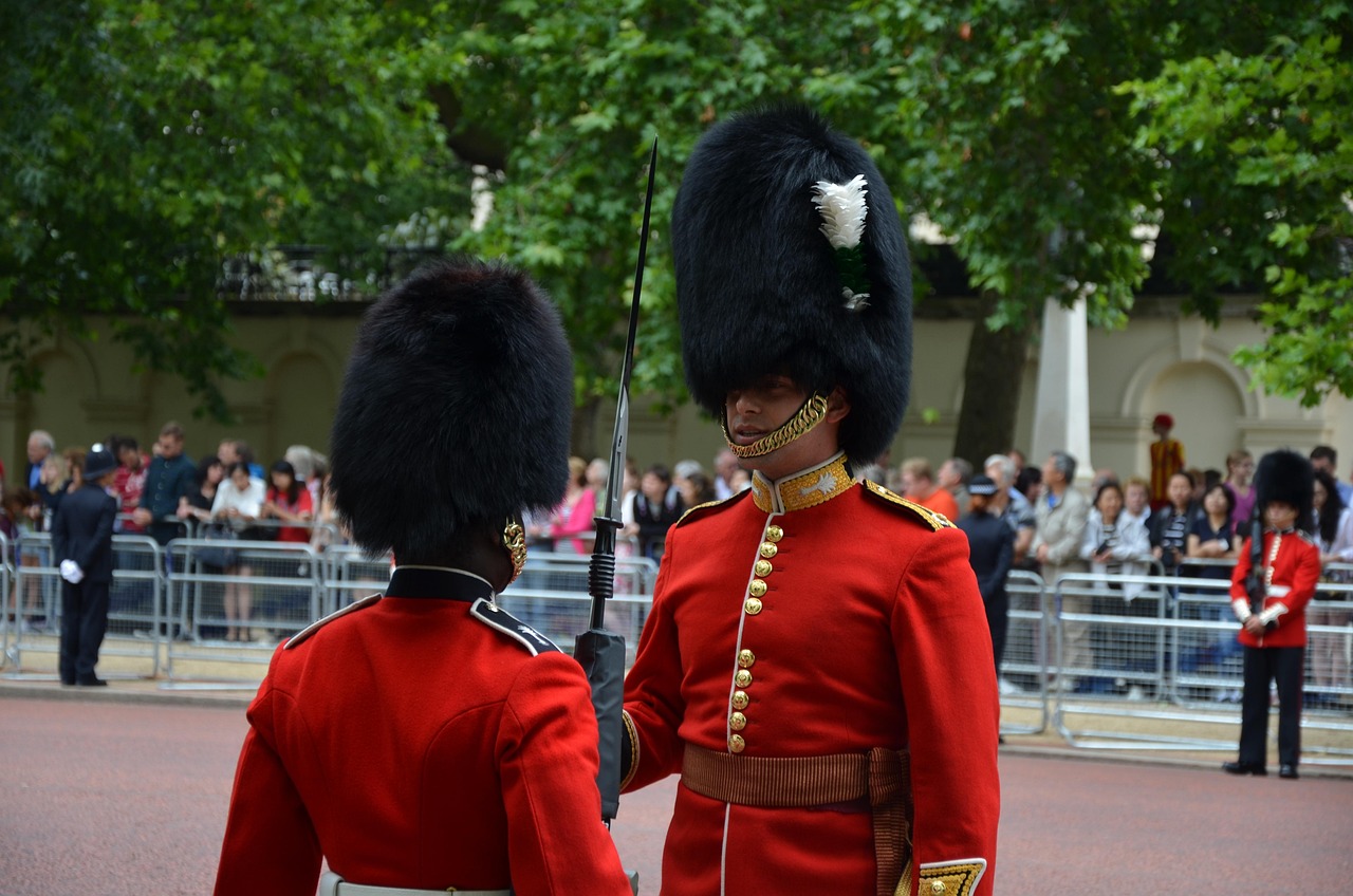 守英女王最新動態(tài)，揭示英國王室的新篇章開啟時代變革之路