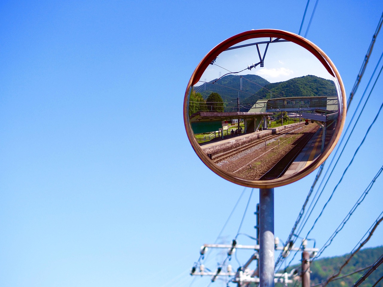 中國(guó)農(nóng)村題材電影的深度探索與解析