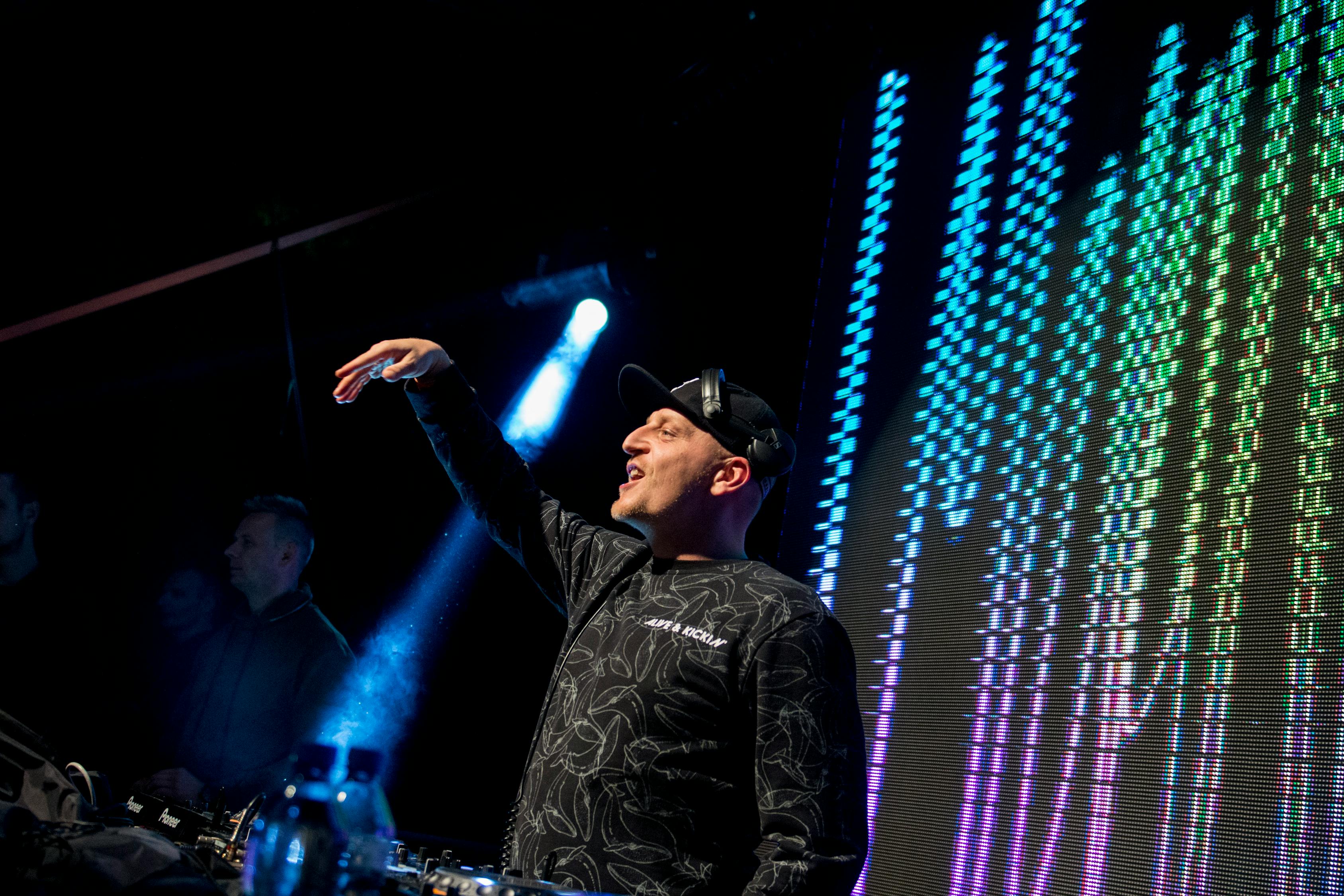 安徽電視臺(tái)主持人，熒屏上的璀璨明星