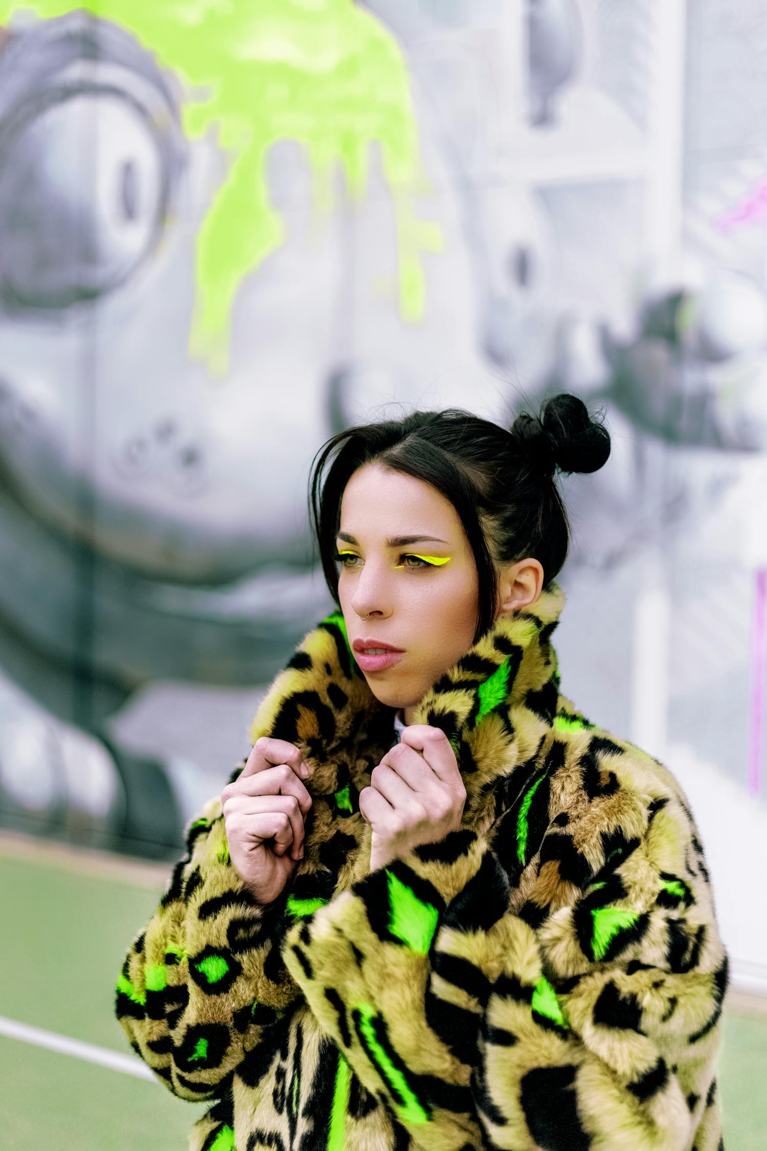 魅力四溢的帥氣演員，面孔背后的藝術(shù)魅力展現(xiàn)