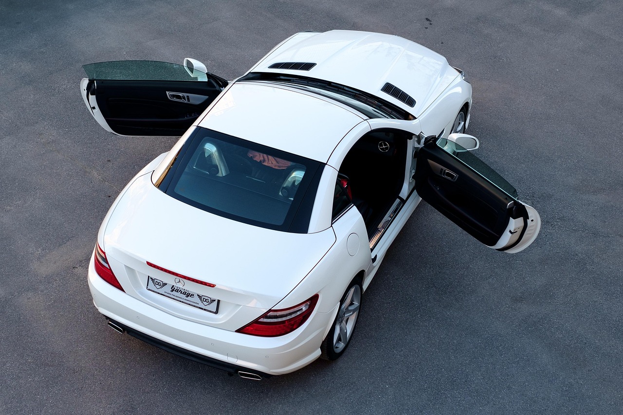 豪華與科技的完美融合,最新大奔重磅登場(chǎng)!