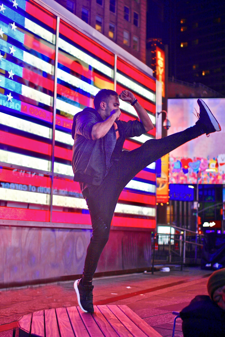 柳菁英最新動態(tài)，青春綻放，引領(lǐng)時代潮流