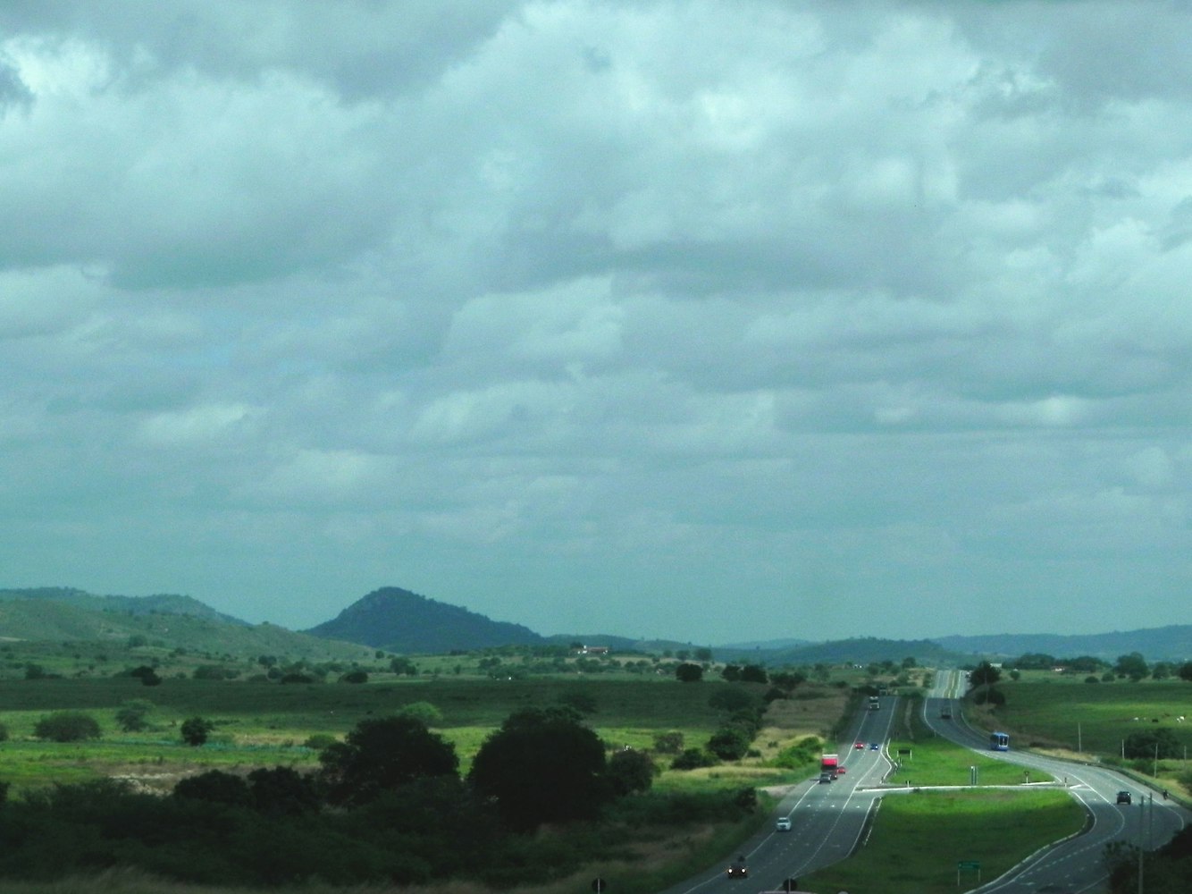 綠地控股持續(xù)創(chuàng)新,邁向高質(zhì)量發(fā)展之路的最新動(dòng)態(tài)