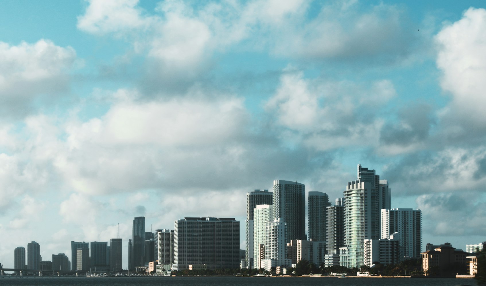 湖北長陽磨市最新城市規(guī)劃揭秘，未來城市藍圖展望